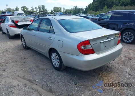 2006 Toyota Camry Le z USA, uszkodzony, nr VIN 4T1BE32K96U739732